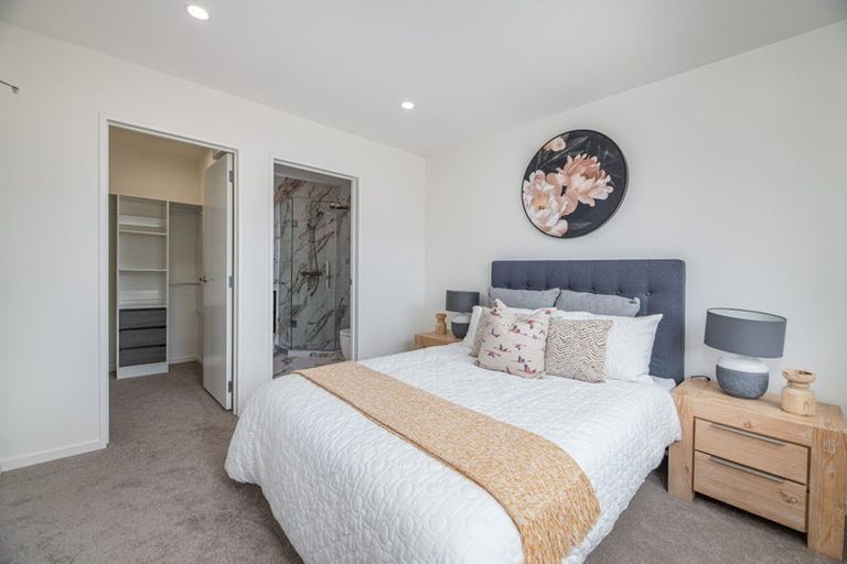 Photo of property in 36b Kaikoura Street, Maupuia, Wellington, 6022