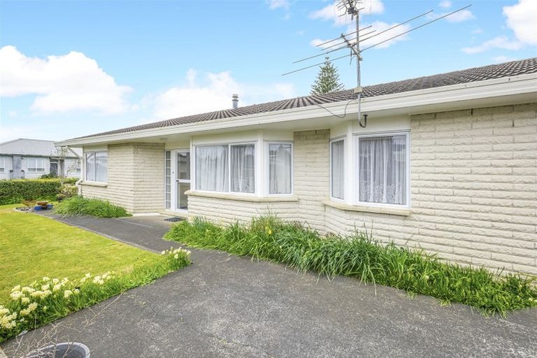 Photo of property in 2/110 Tui Road, Papatoetoe, Auckland, 2025