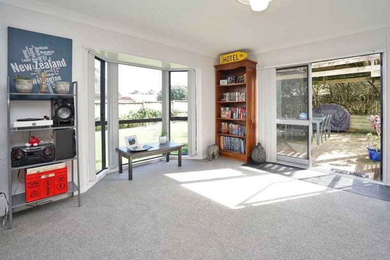 Photo of property in 42 Dixon Road, Fitzroy, Hamilton, 3206