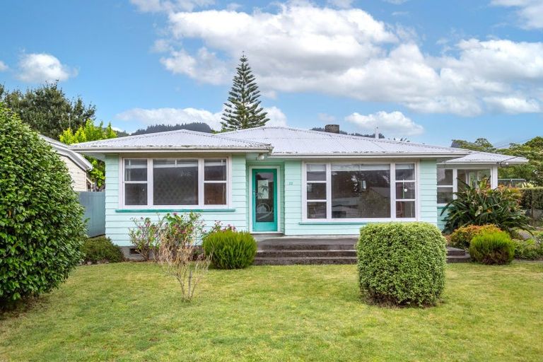 Photo of property in 29 Johnston Street, Featherston, 5710