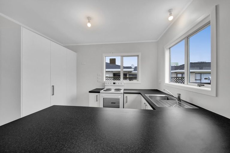 Photo of property in 8a Milmoe Street, Hawera, 4610