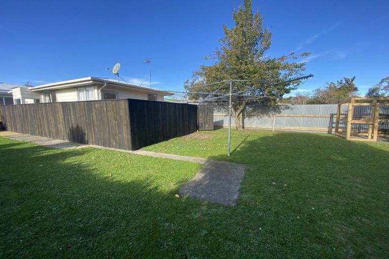 Photo of property in 32 Thomson Street, West End, Palmerston North, 4412