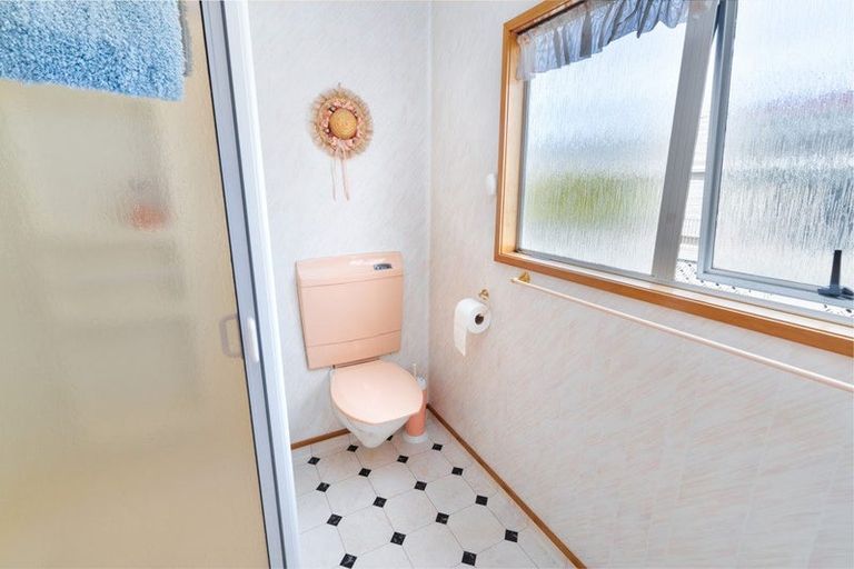 Photo of property in 11 Gebbie Street, Kinmont Park, Mosgiel, 9024