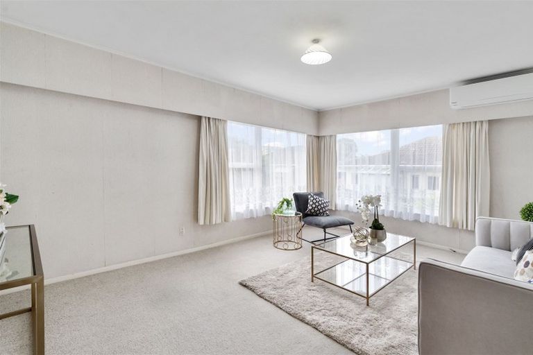 Photo of property in 4/769 Beach Road, Browns Bay, Auckland, 0630