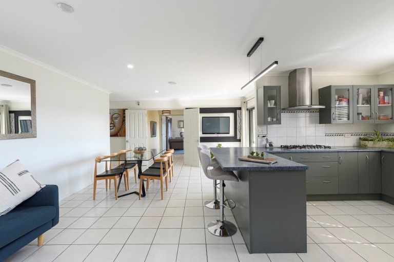 Photo of property in 79 Waterside Drive, Pyes Pa, Tauranga, 3112