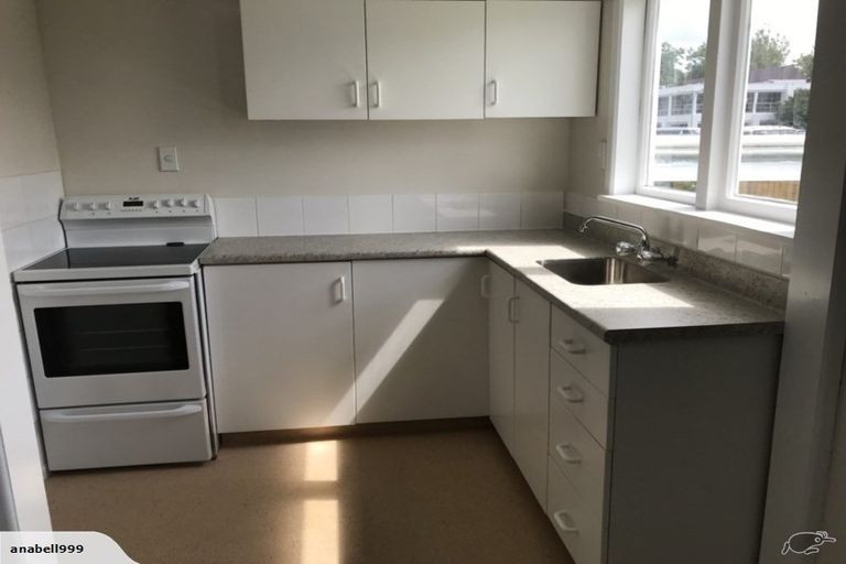 Photo of property in 1/4 Albert Street, Pukekohe, 2120