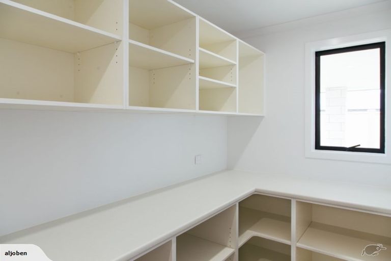 Photo of property in 12 Lewis Way, Cambridge, 3434