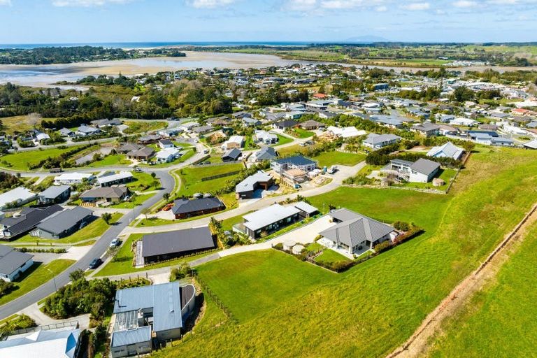Photo of property in 27b Kahu Drive, Mangawhai, 0505