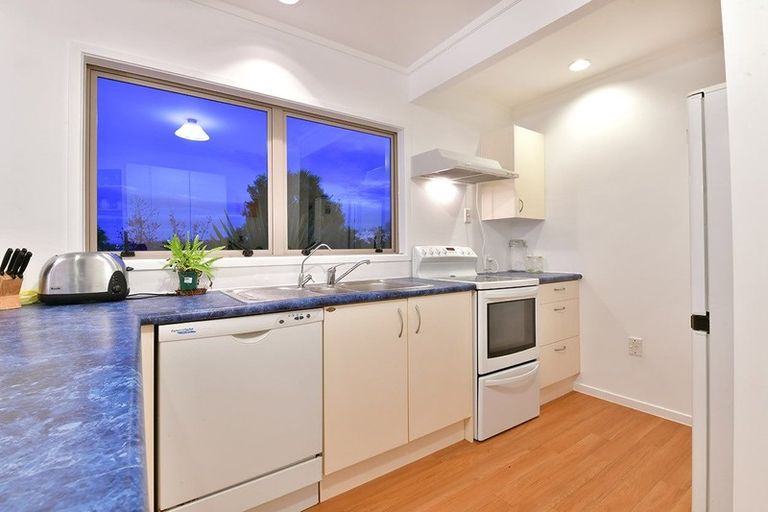 Photo of property in 1/162 Stredwick Drive, Torbay, Auckland, 0630