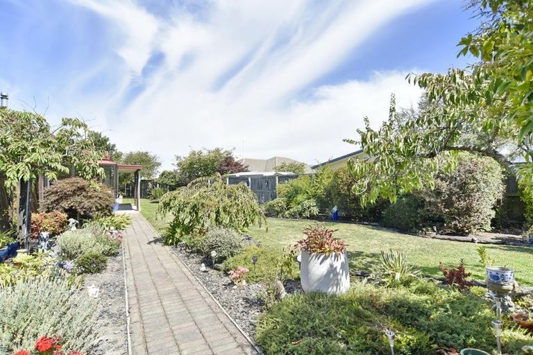 Photo of property in 29 West Belt, Rangiora, 7400