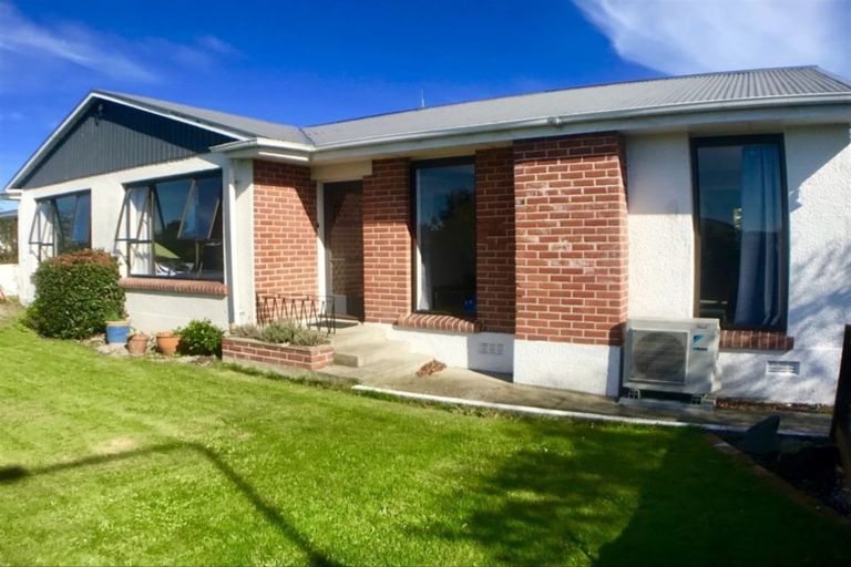 Photo of property in 76 Norwood Street, Newfield, Invercargill, 9812