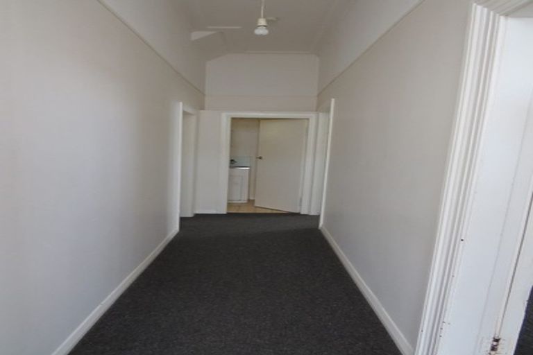 Photo of property in 3/22 Hargreaves Street, Mount Cook, Wellington, 6021