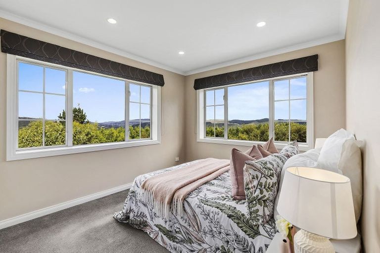 Photo of property in 91 Woodburn Drive, Takapu Valley, Wellington, 5028