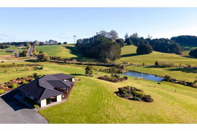 Photo of property in 576c Te Ahu Ahu Road, Waimate North, Kerikeri, 0293