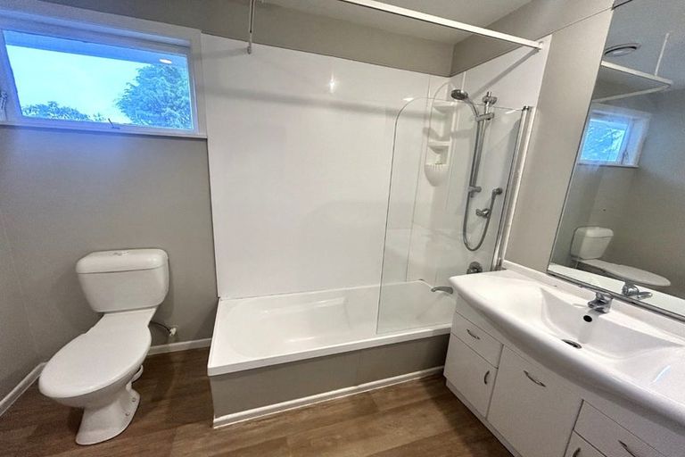 Photo of property in 73 Martin Road, Paraparaumu Beach, Paraparaumu, 5032