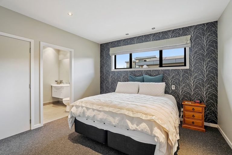 Photo of property in 14 De Bettencor Place, Mount Pisa, Cromwell, 9383