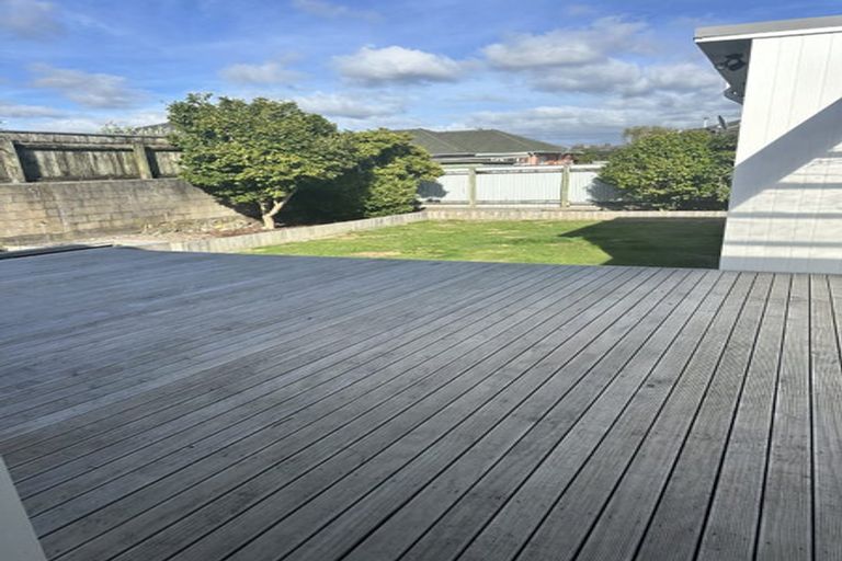 Photo of property in 11 Henry Street, Ebdentown, Upper Hutt, 5018