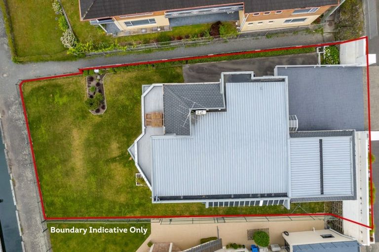 Photo of property in 39-53 Waikawa Road, Picton, 7220