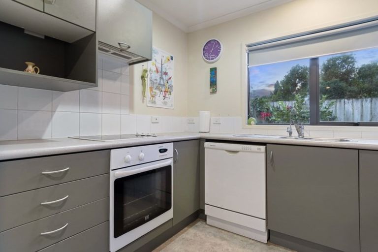 Photo of property in 54f Carlisle Street, Greerton, Tauranga, 3112