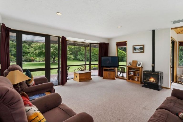 Photo of property in 904 Hoskyns Road, West Melton, Christchurch, 7671