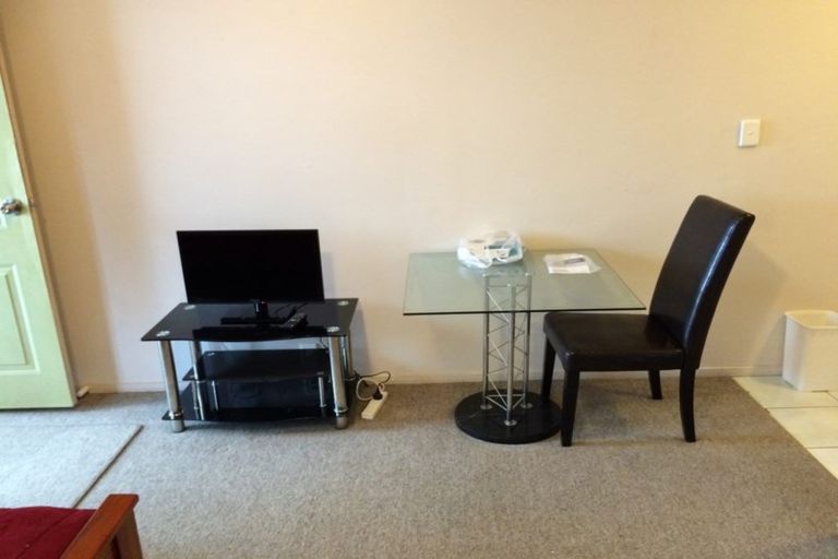 Photo of property in 8 Bankside Road, Silverdale, 0932