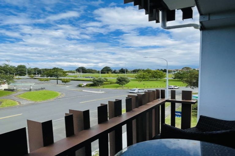 Photo of property in 507/26 Library Lane, Albany, Auckland, 0632