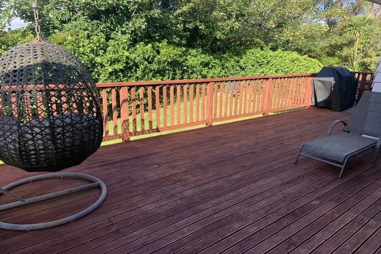 Photo of property in 10 Halswater Drive, Churton Park, Wellington, 6037