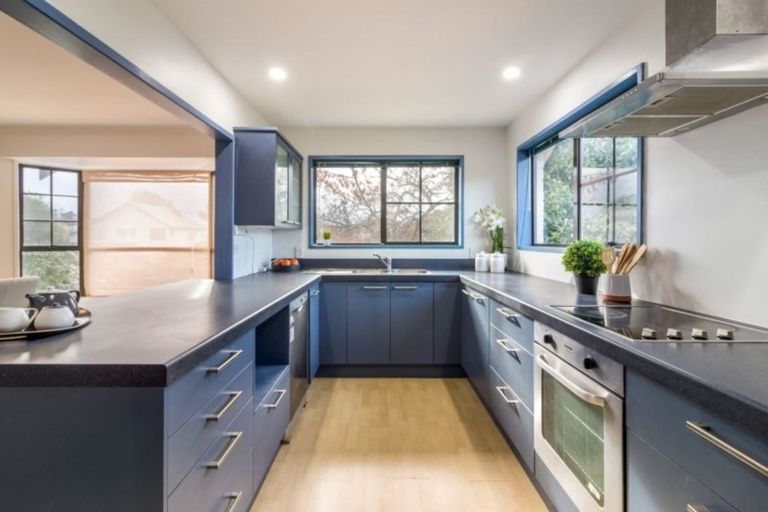 Photo of property in 209 Maidstone Road, Avonhead, Christchurch, 8042