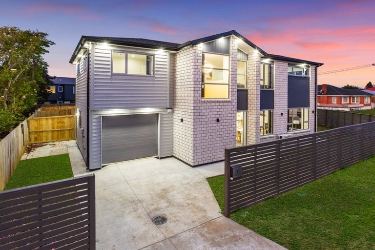 Photo of property in 2a Robyn Place, Mangere East, Auckland, 2024