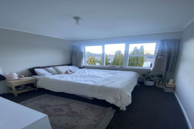 Photo of property in 113 Parkvale Road, Karori, Wellington, 6012