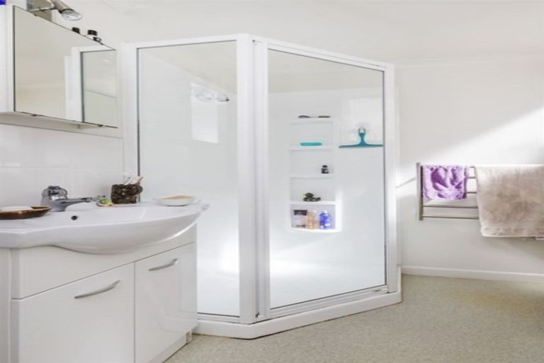 Photo of property in 11 Owen Street, Newtown, Wellington, 6021