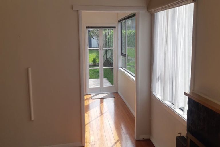 Photo of property in 78 Strathmore Avenue, Strathmore Park, Wellington, 6022