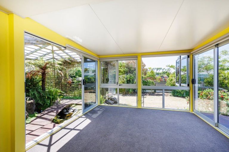 Photo of property in 1941 Parewanui Road, Parewanui, Bulls, 4894