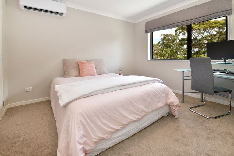 Photo of property in 1191 Whangaparaoa Road, Gulf Harbour, Whangaparaoa, 0930