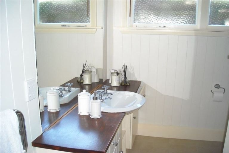 Photo of property in 12 Jacobs Street, St Albans, Christchurch, 8014