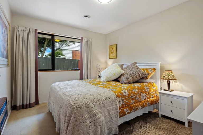 Photo of property in 21 Mona Square, Ashburton, 7700