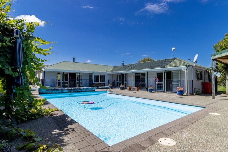 Photo of property in 96 Pyke Road, Rangiotu, Palmerston North, 4477
