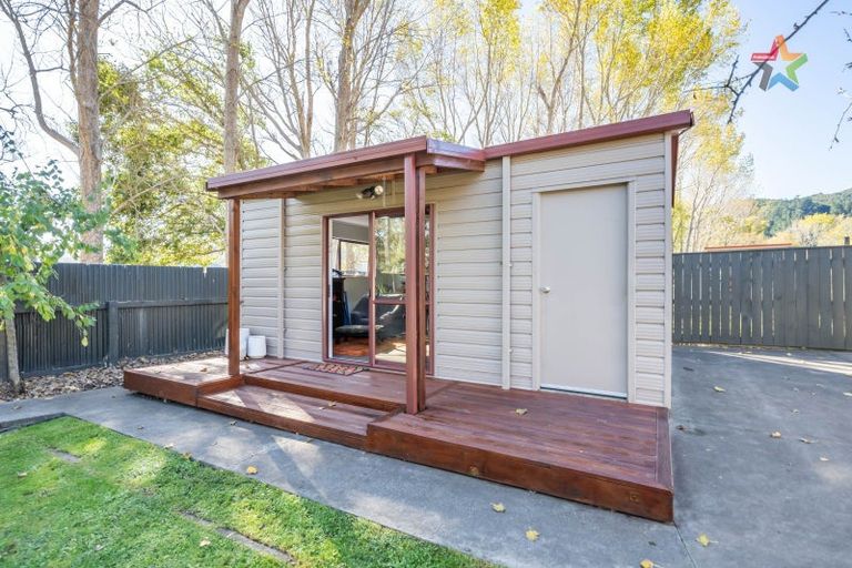 Photo of property in 7 Prouse Crescent, Naenae, Lower Hutt, 5011