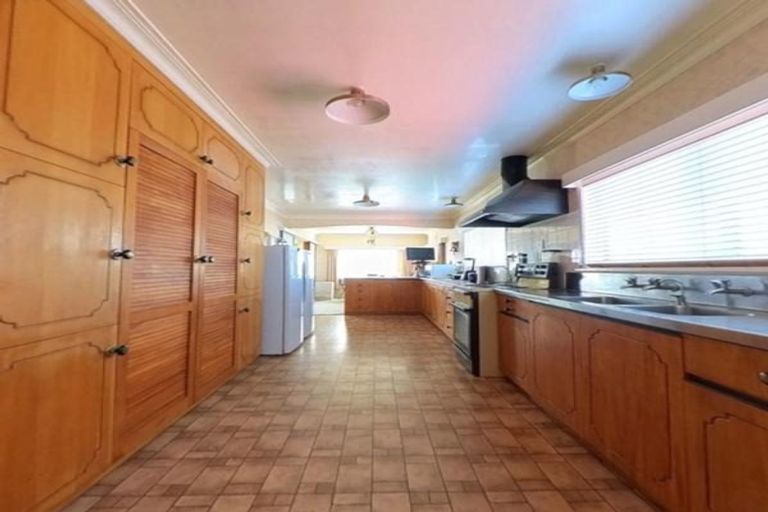 Photo of property in 21 Cameron Street, Papakura, 2110
