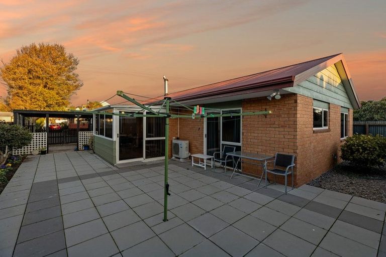 Photo of property in 2/31 Charlesworth Street, Woolston, Christchurch, 8023