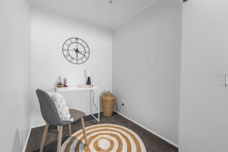 Photo of property in 12d/30 Westward Ho, Glen Eden, Auckland, 0602