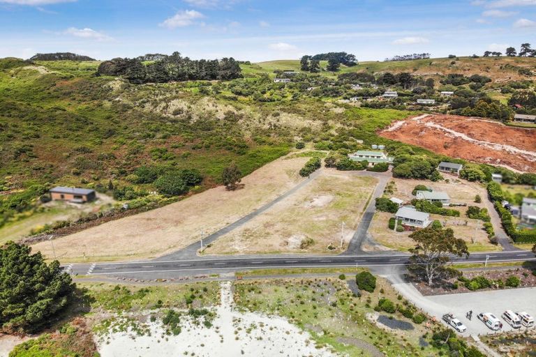 Photo of property in 940 Harington Point Road, Harington Point, Dunedin, 9077