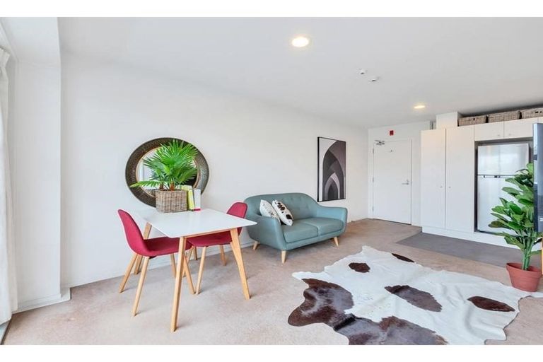 Photo of property in 24/8 Clayton Street, Newmarket, Auckland, 1023