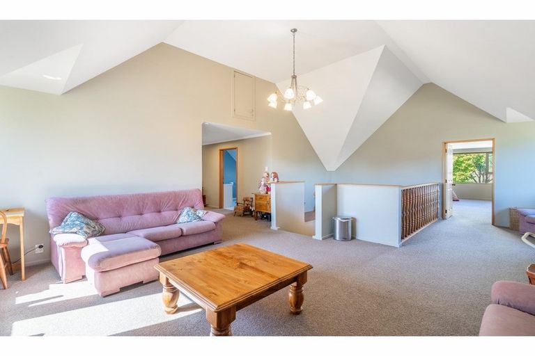 Photo of property in 60 Cardigan Road West, Wyndham, 9831