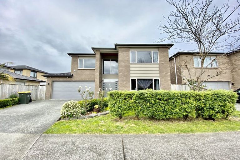 Photo of property in 65 Kerrykeel Drive, Flat Bush, Auckland, 2019