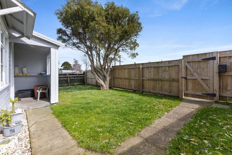 Photo of property in 4 Preston Street, Eltham, 4322