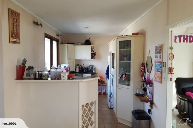 Photo of property in 212 Forrest Hill Road, Forrest Hill, Auckland, 0620