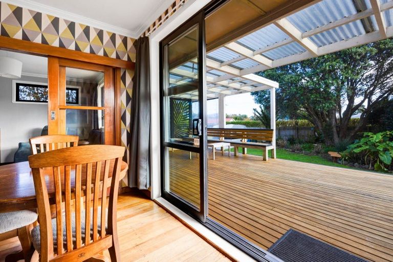 Photo of property in 73 Ihaia Road, Opunake, 4616