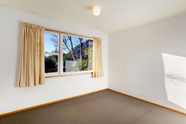 Photo of property in 36 Mcchesney Road, Arthurs Point, Queenstown, 9371