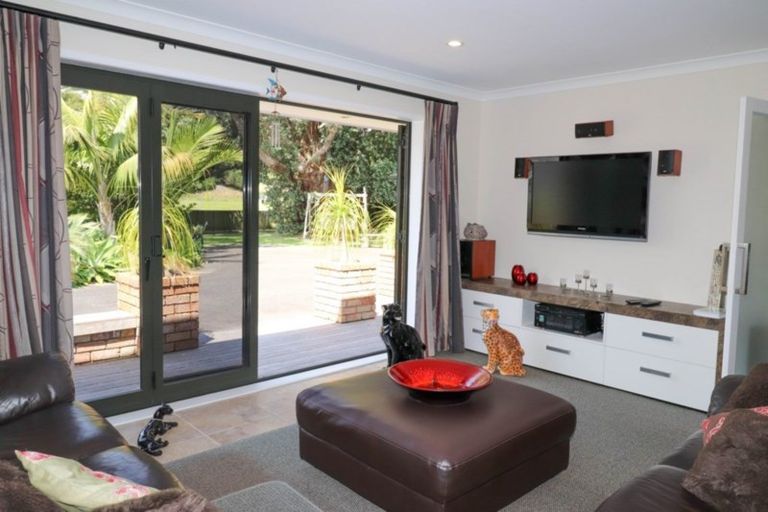 Photo of property in 6 Edward Bullen Place, Thames, 3500